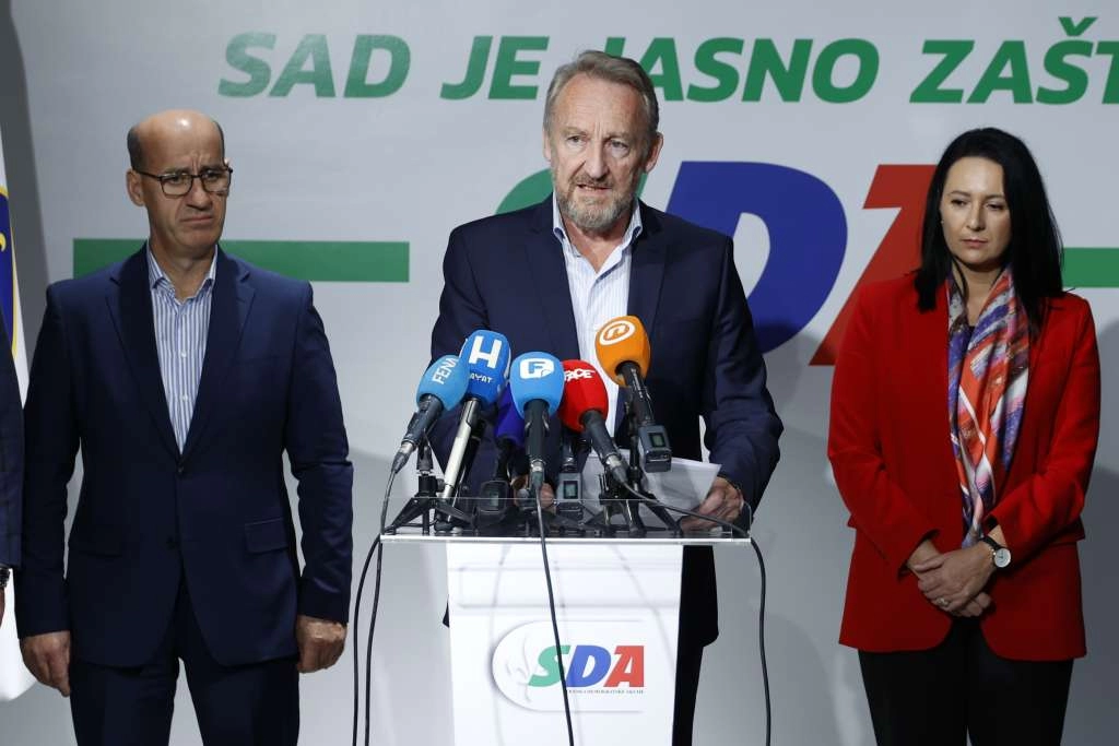 Izetbegović o izborima: Državni nivo pokazao - SDA najjača, najbrže rastuća stranka